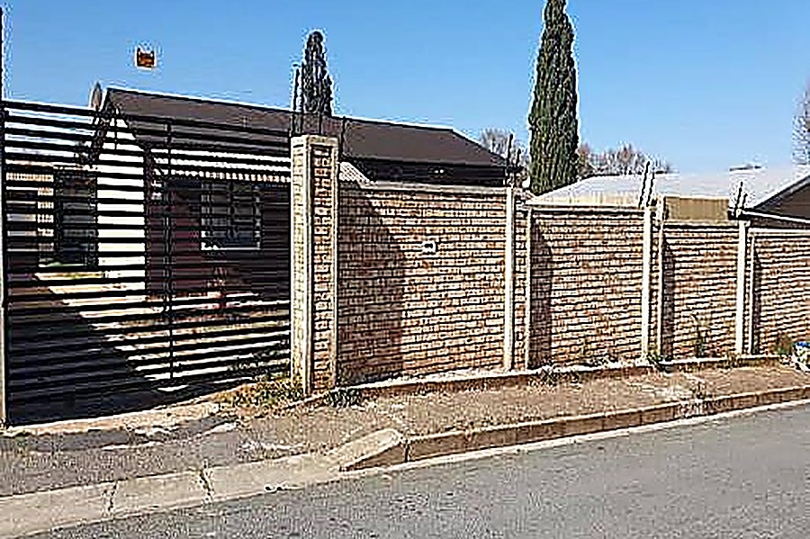 Boundary Wall Construction - Centurion